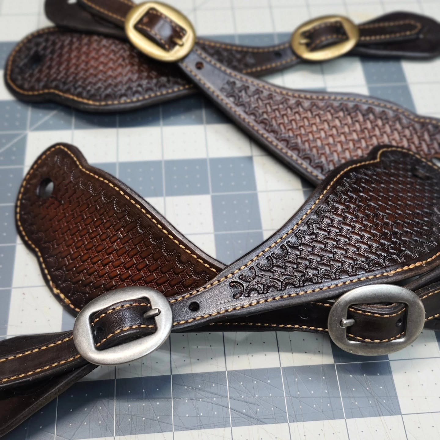 Spur Straps